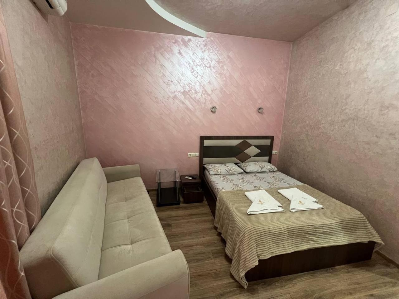 באטומי Hotel Old Star מראה חיצוני תמונה